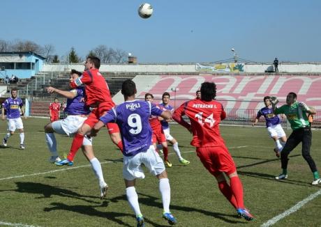 FC Bihor încheie duminică turul cu derby-ul de pe teren propriu cu Poli Timişoara